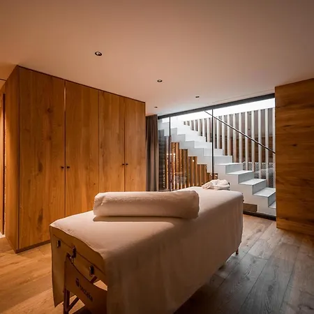 Ξενοδοχείο με διαμερίσματα Arla Luxury *